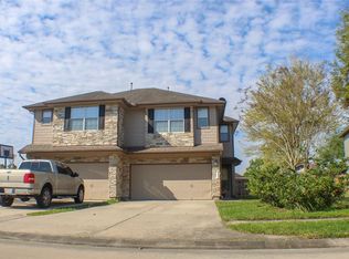 303 Brandy Ridge Ln, Dickinson, TX 77539