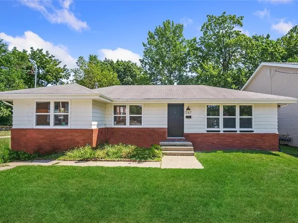 1241 33rd St, Des Moines, IA 50311