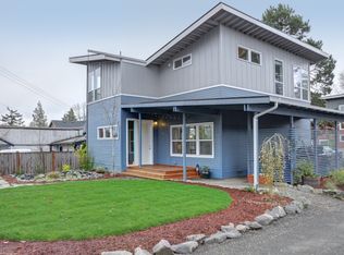 3525 SW 100th St, Seattle, WA 98146