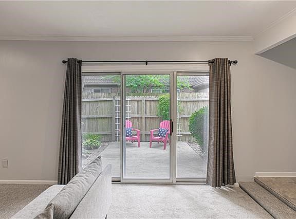 4th image of 7610 W 59th Ter APT 21
