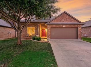 529 Branding Iron Trl, Fort Worth, TX 76131