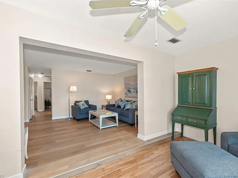 1065 Gulf Shore Blvd N #205 — Photo 22