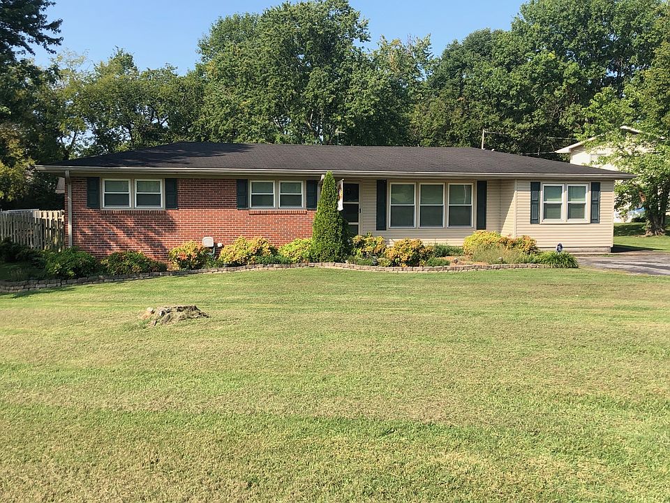 1st image of 111 Horseshoe Dr