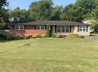 111 Horseshoe Dr, Shelbyville, TN 37160