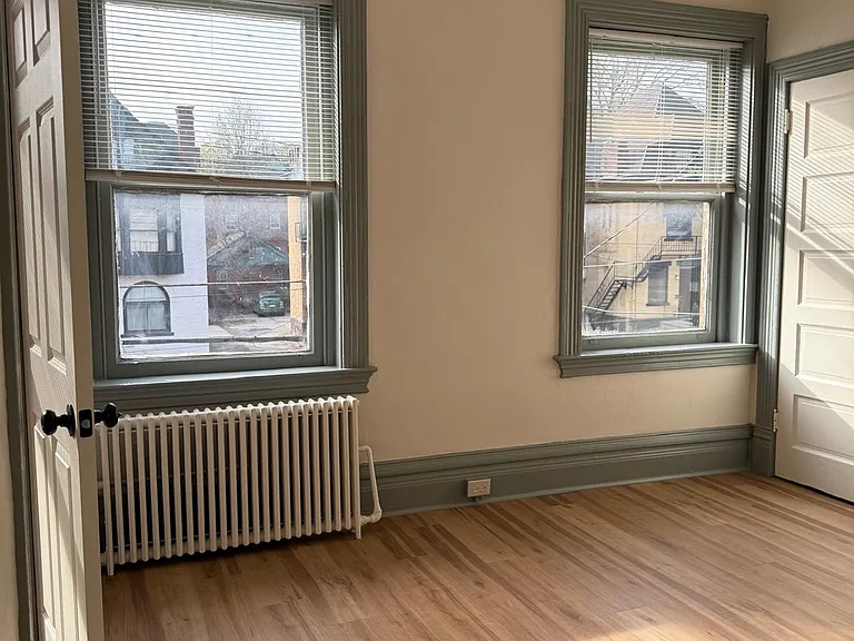 359 Stratford Ave #2F — Photo 7