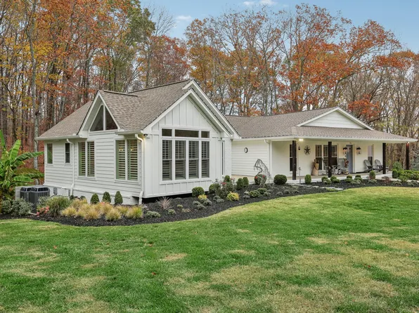 150 Dogwood Springs Dr #B, Portland, TN 37148