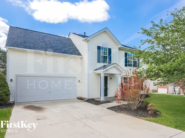 145 Golden Valley Dr, Mooresville, NC 28115