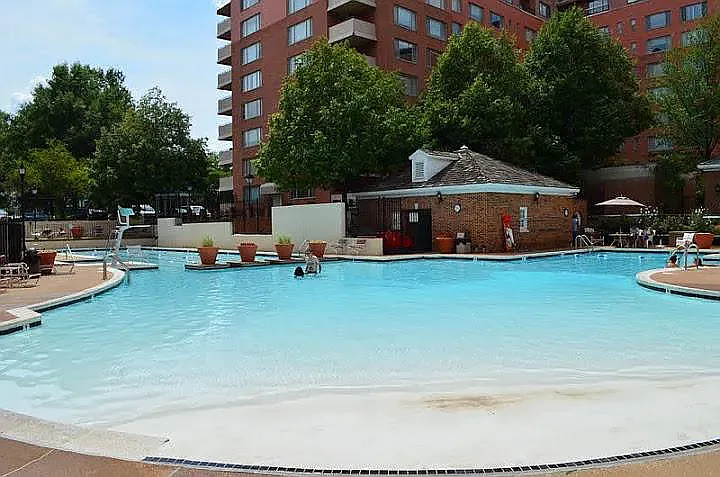 1021 Arlington Blvd #1032