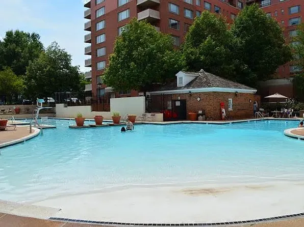 1021 Arlington Blvd, Arlington, VA