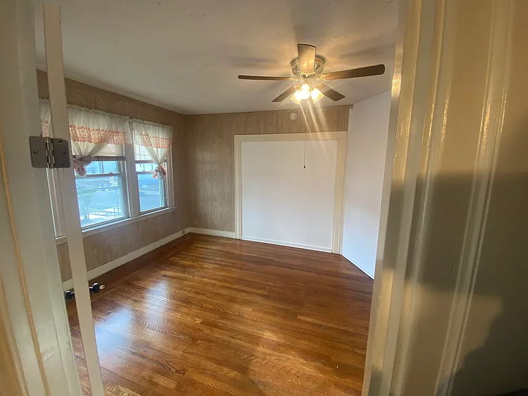 Bedroom #1