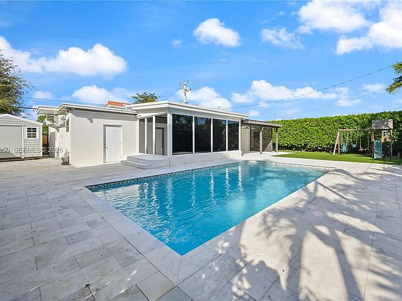 4th image of 7750 SW 16th St