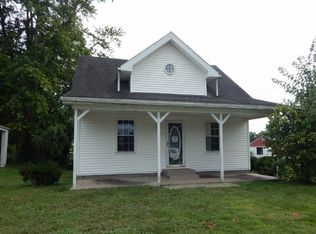 517 E Adams St, Orleans, IN 47452