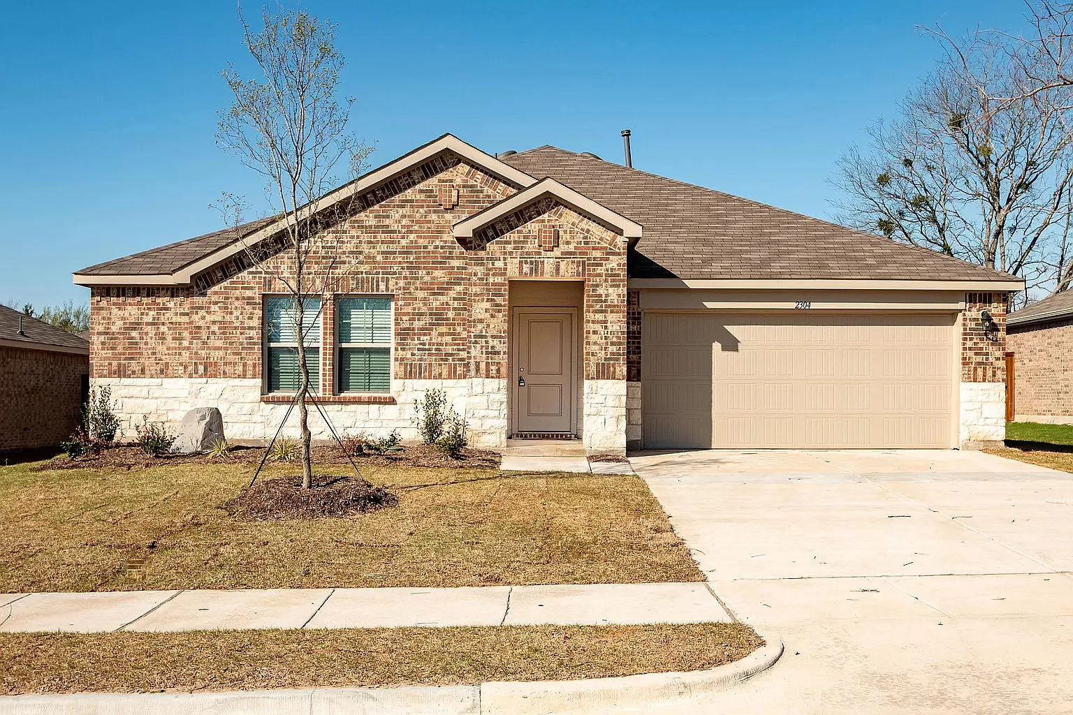3 bed, 1650 sqft, $1,800 — Photo 1