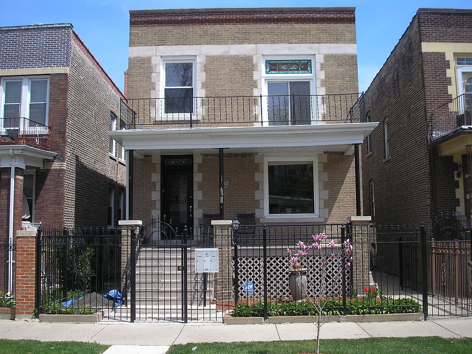 2nd image of 837 N Richmond St #1