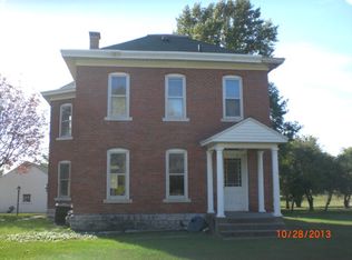 2215 Mason Rd, Burlington, IA 52601