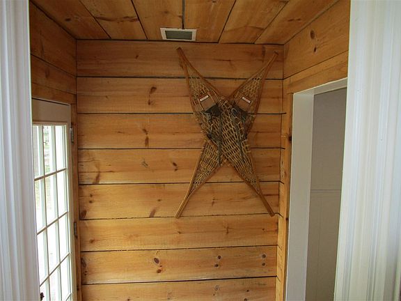 3rd image of 227 Burrill Dr