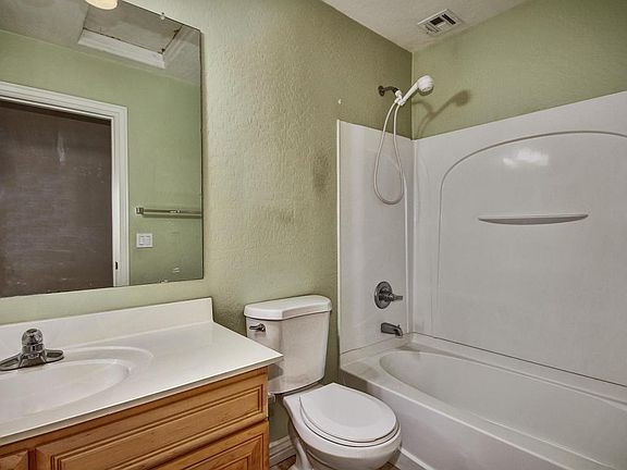 4th image of 4107 S 99th Dr