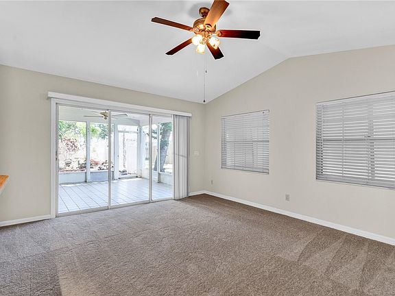 5th image of 1360 39th Ave