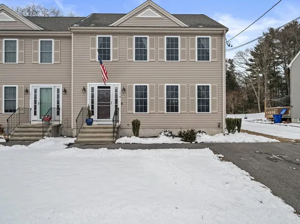 141 Shores St #A, Taunton, MA 02780
