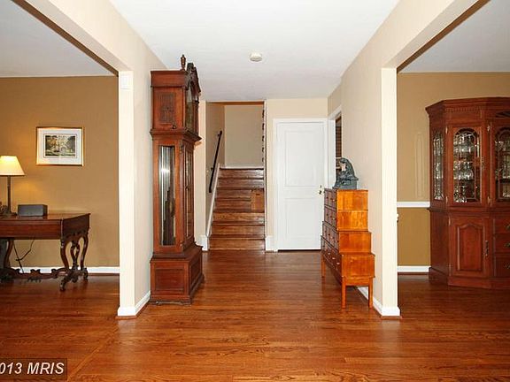 5th image of 3803 Shelley Ln