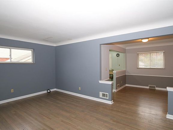 4th image of 7140 Northridge Dr