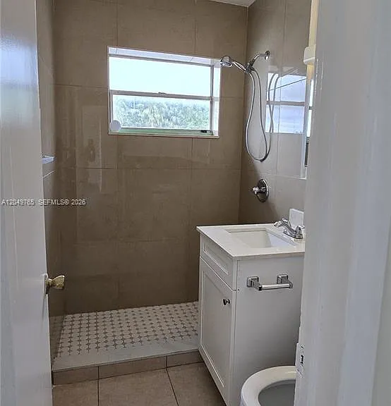 9041 Harding Ave #3 — Photo 15