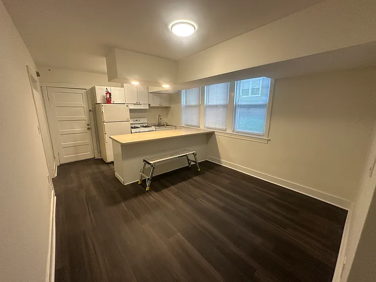 839 175th Pl #1 — Photo 3