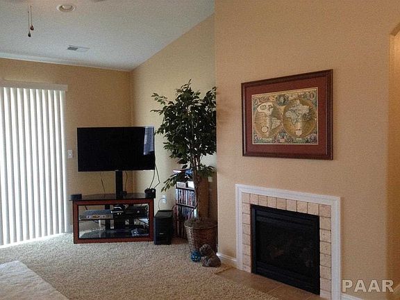 3rd image of 4546 N Thornhill Dr