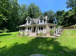 300 Willington Dr, Silver Spring, MD 20904