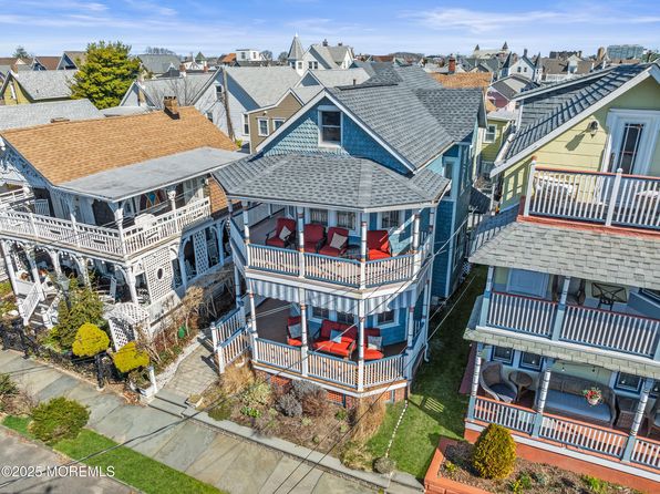 49 Franklin Ave
