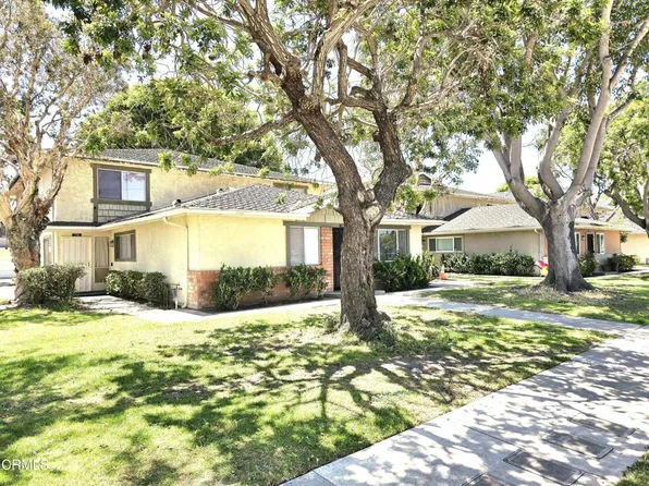 718 W Hemlock St, Port Hueneme, CA 93041