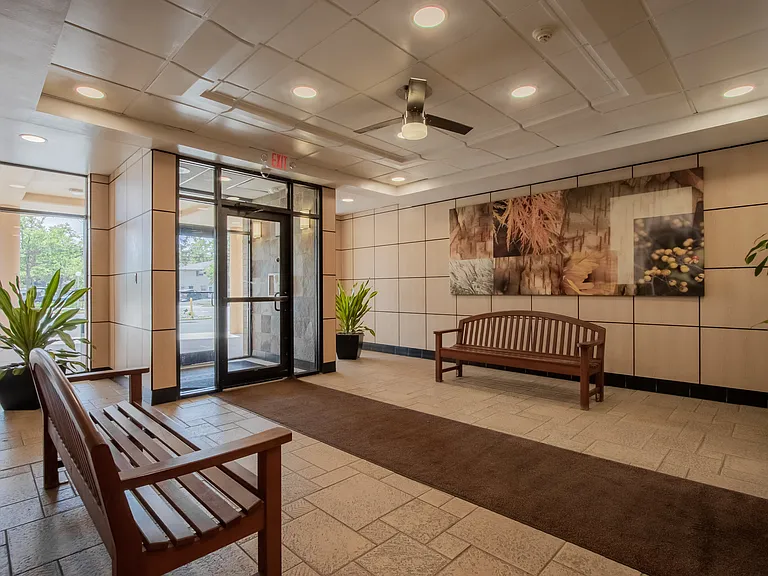 Rahway Plaza Apartments — Photo 9
