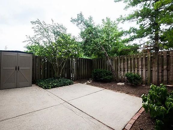 5th image of 3520 Traskwood Cir