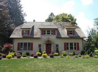 18 Orchard Way, New Castle, PA