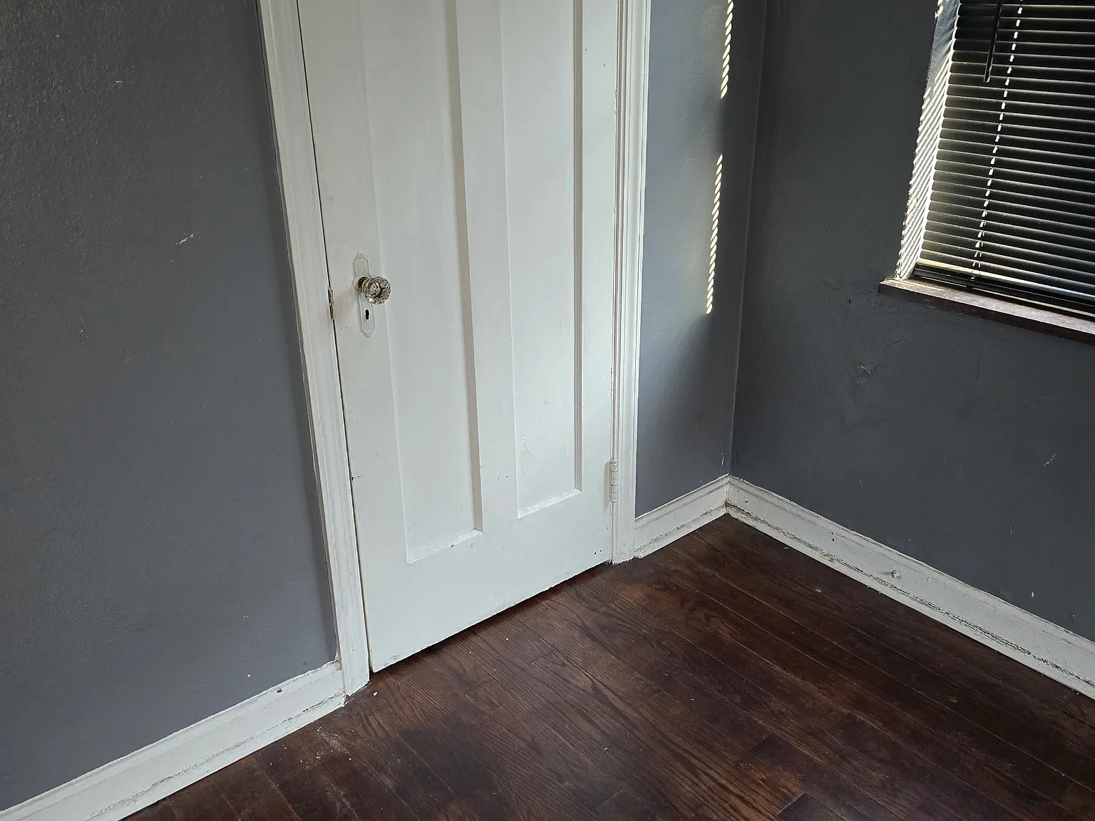1662 Summit Rd — Photo 2