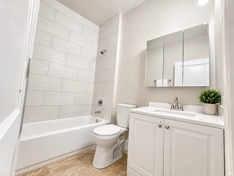 1000 Carteret Ave #1 — Photo 11