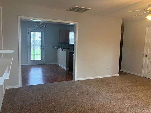 5th image of 1426 Peach Park Ln
