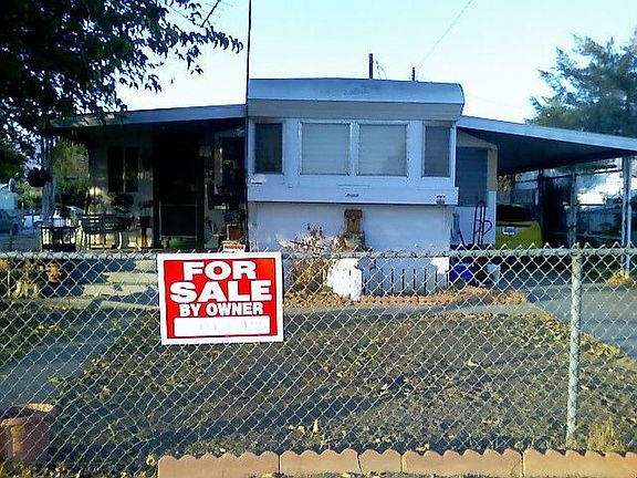 Front view of home