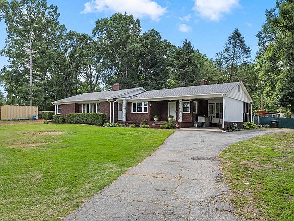 2nd image of 400 Tucker Rd