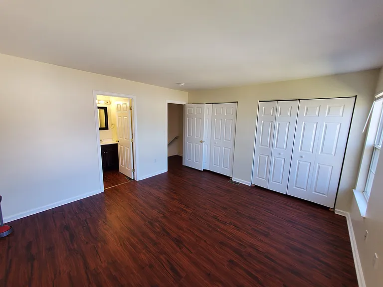 1841-1847 Auburn St #1841 — Photo 9
