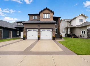 38 Sterling Line SE, Medicine Hat, AB T1B4N2