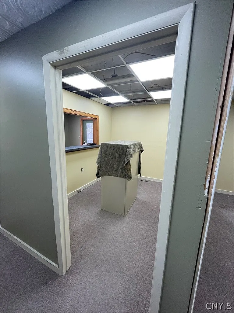 Studio, 950 sqft, $1,000 — Photo 4