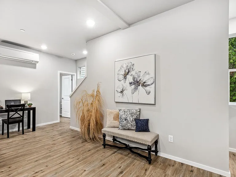 Broadmoor Commons Townhomes — Photo 16