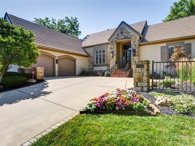 2103 W 116th St, Leawood, KS, 66211