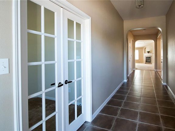 4th image of 191 Canterbury Dr