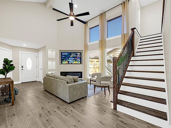 4th image of 4802 Hickorygate Dr