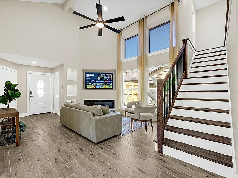 4802 Hickorygate Dr — Photo 4