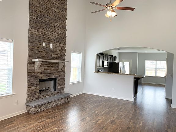 3rd image of 1009 Selous Dr Lot 3