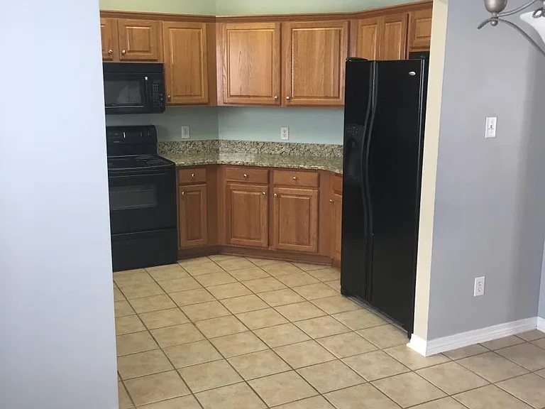 29957 Saint Simon St — Photo 6