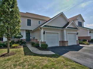 2204 Robinson Close, Moosic, PA 18507